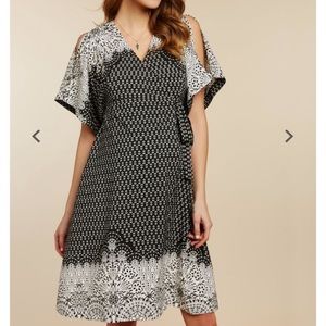 Maternity wrap dress